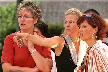 Sybille Leiner [Burk], Sabine (Sa) Bachmann [Schwegler] und